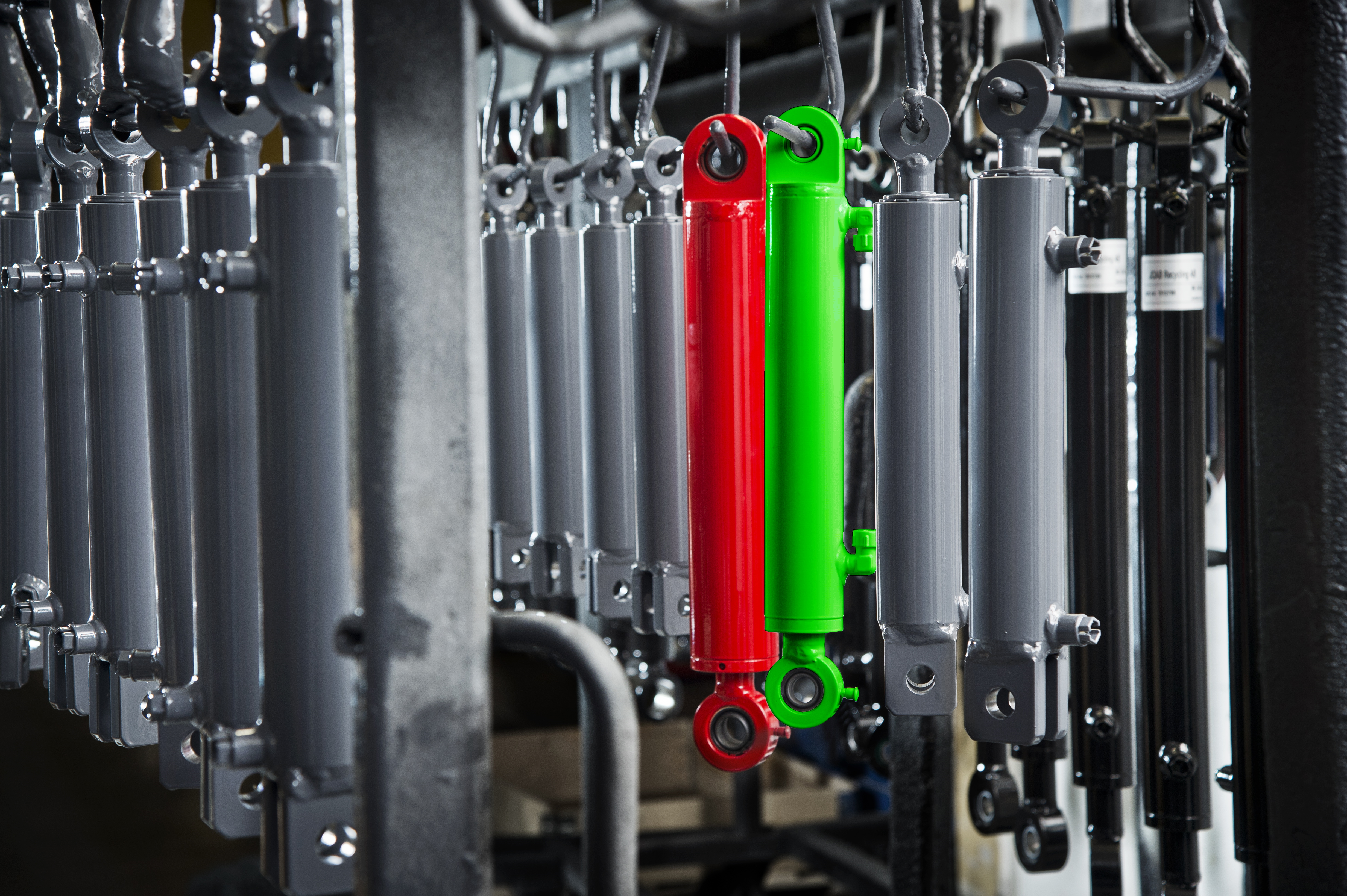 Hydraulcylindertillverkarna Melin & Carlsson och Tubex i samverkan på Elmia Subcontractor