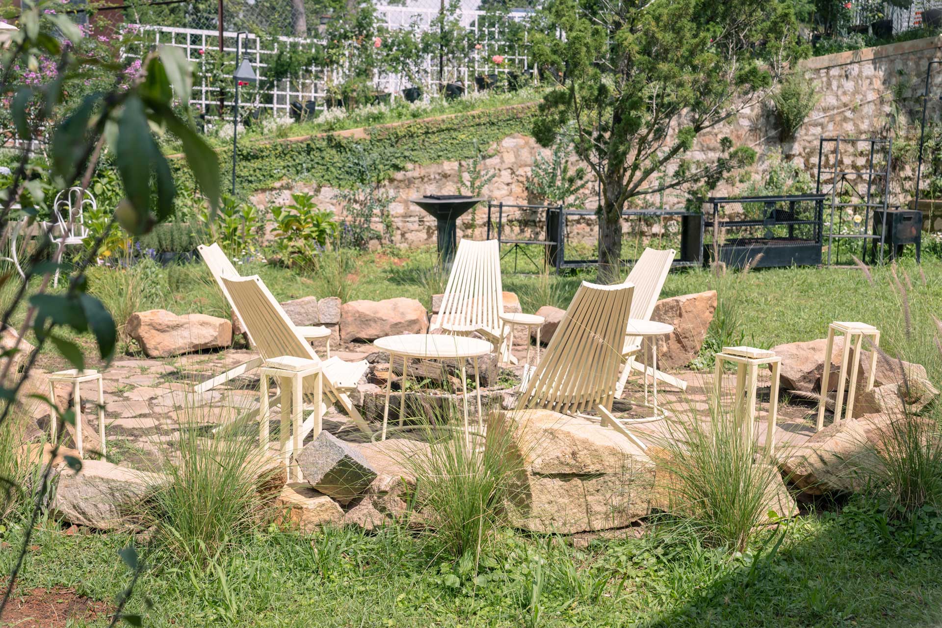 Vitt, rent och evigt. Swedish Grace trendar igen