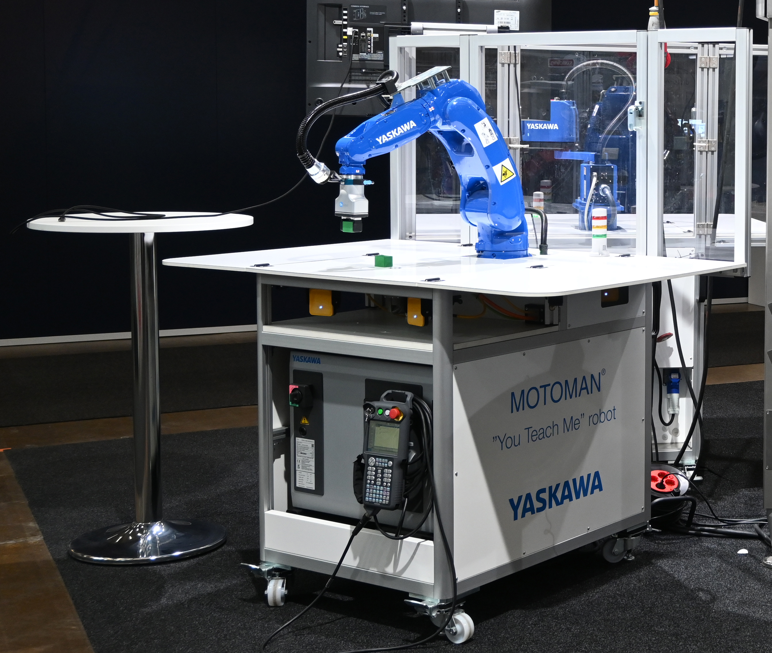 Optimera din robotcell med en digital tvilling i MotoSim