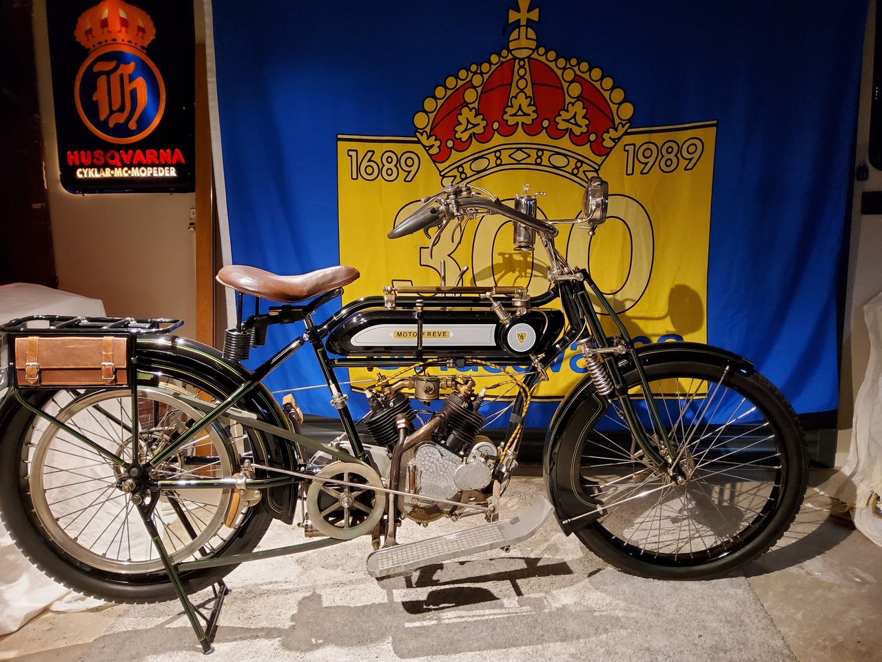 Ett 20-tal helt fantastiska motorcyklar kommer ställas ut hos Husqvarna, den äldsta från 1914!