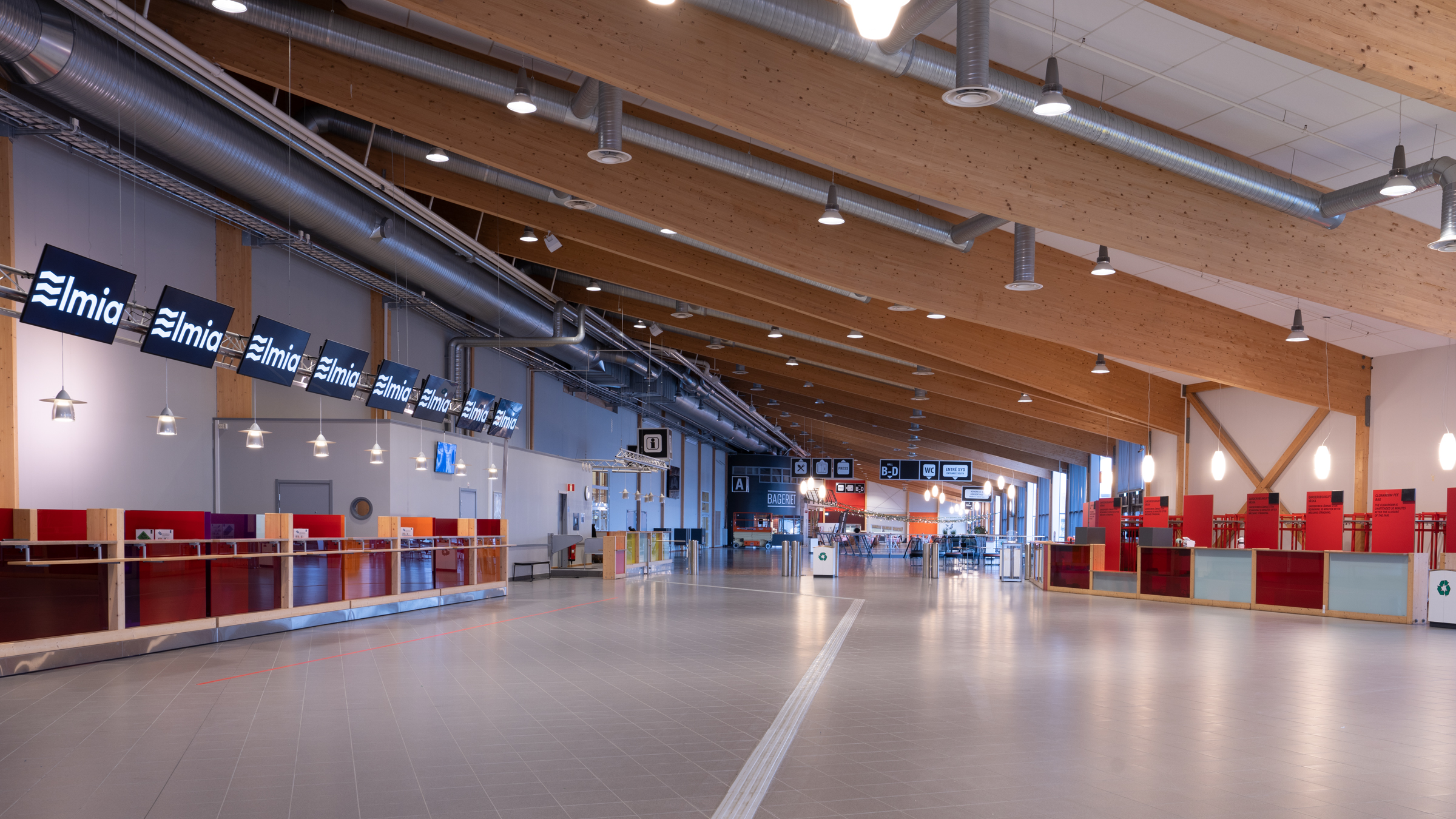 Vid Lobbys, Passager och Trappor