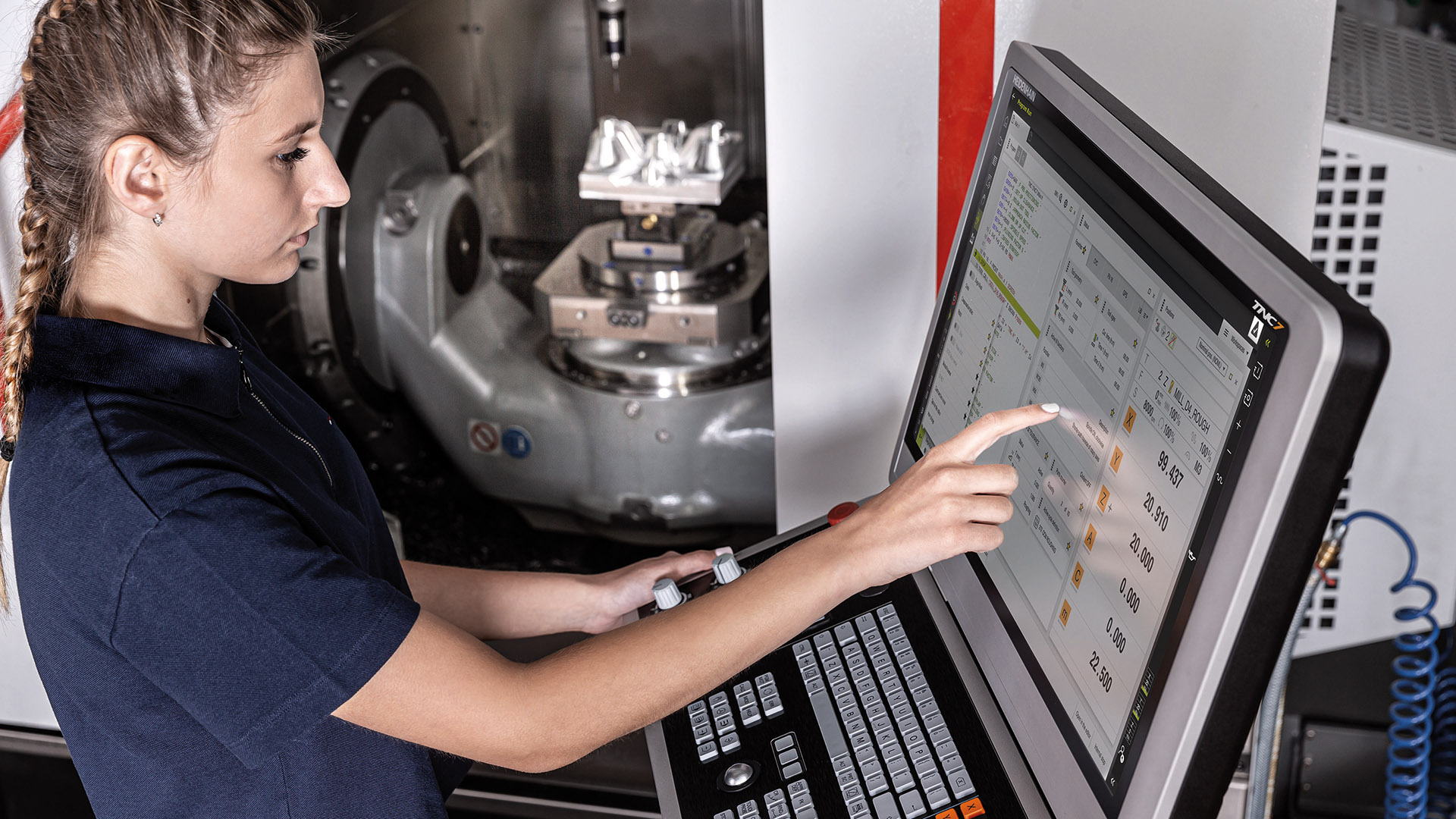 Precision och smart styrning – grundbulten i framtidens produktion