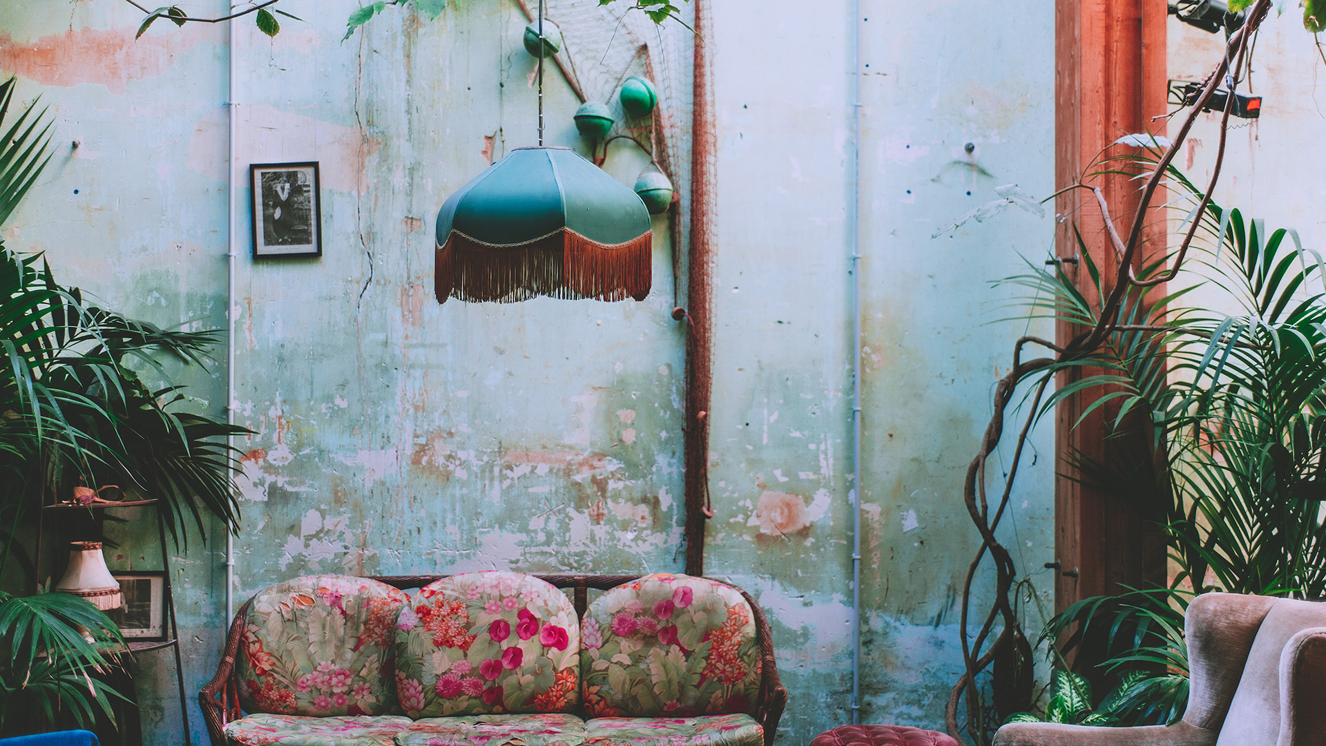 Garden-Trends-FärgochFlora-soffa.jpg