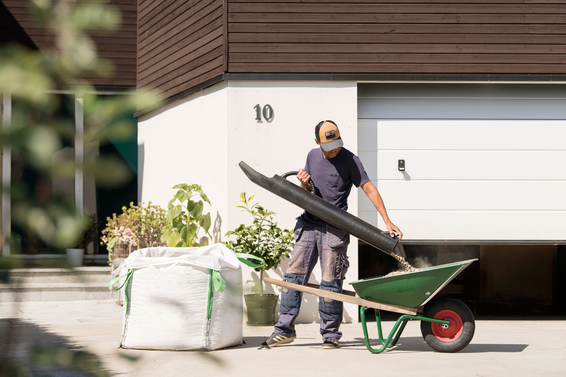 Skyfflalette är den ergonomiska skyffeln som underlättar trädgårdsarbetet
