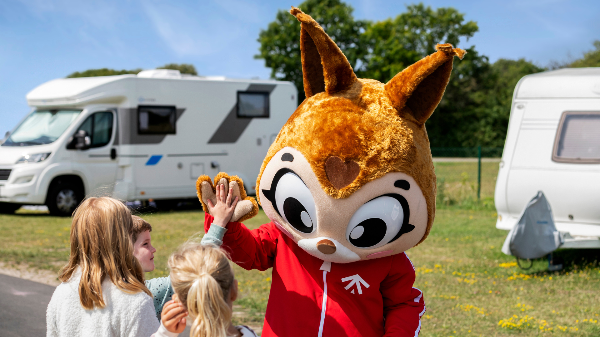 First Camp_maskot_1920.png