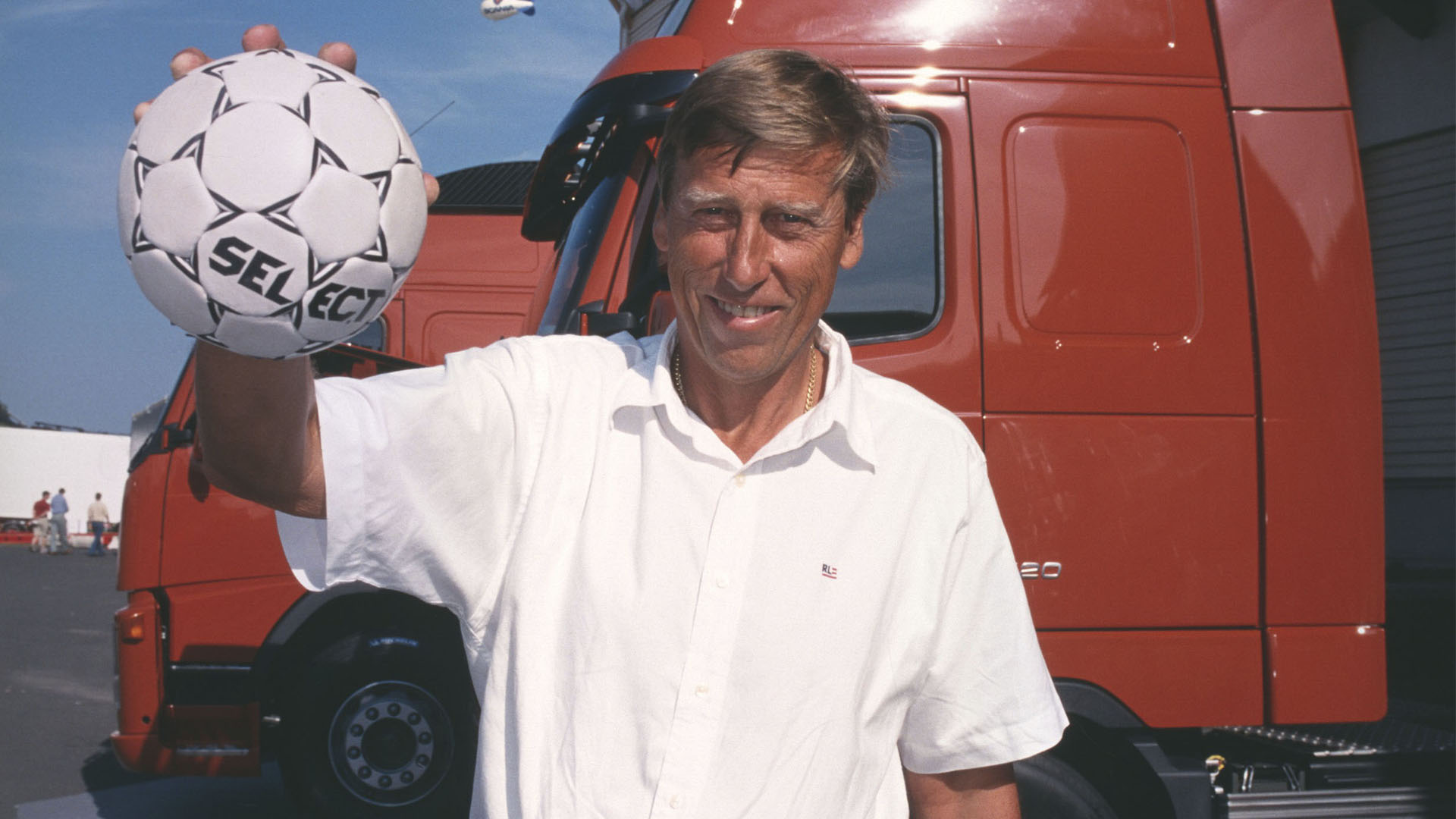 2002.jpg