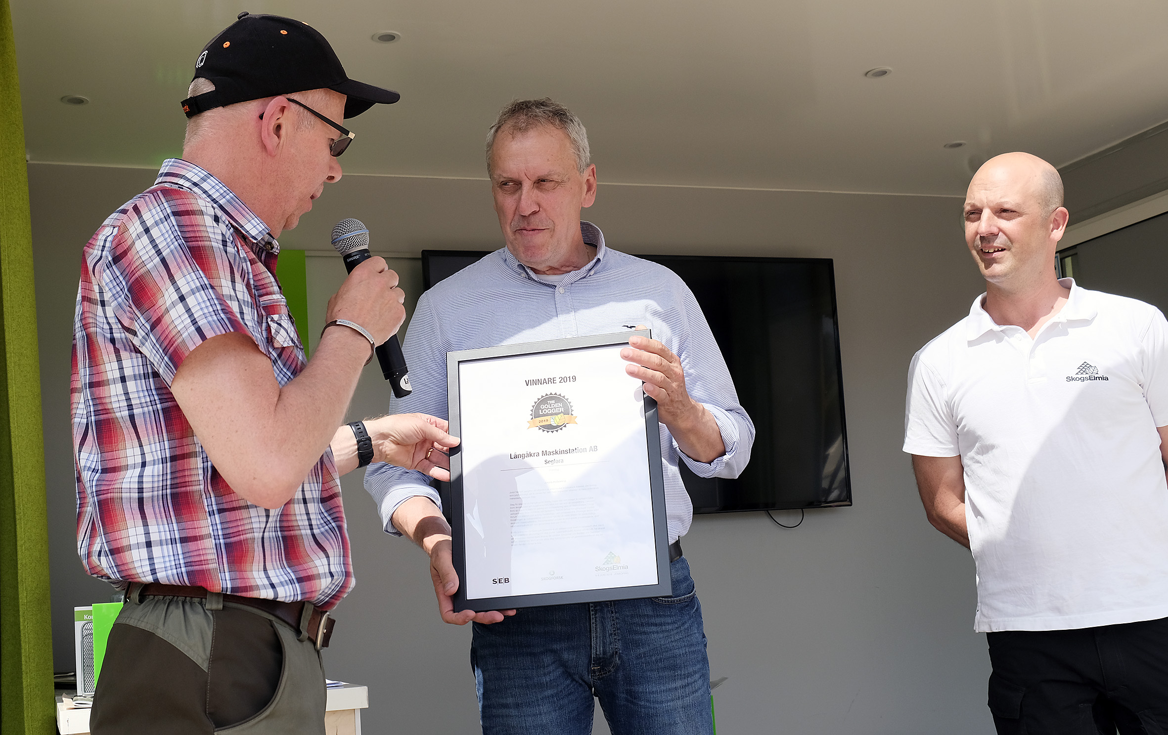 Enkelskift och mångbruk bakom prisad entreprenör