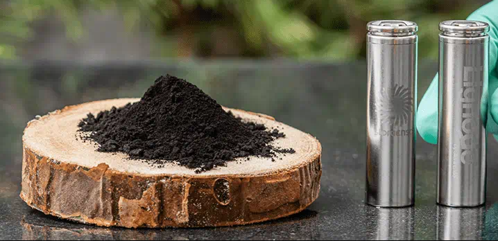Biprodukter från träindustrin möjliggör miljövänliga elbilbatterier