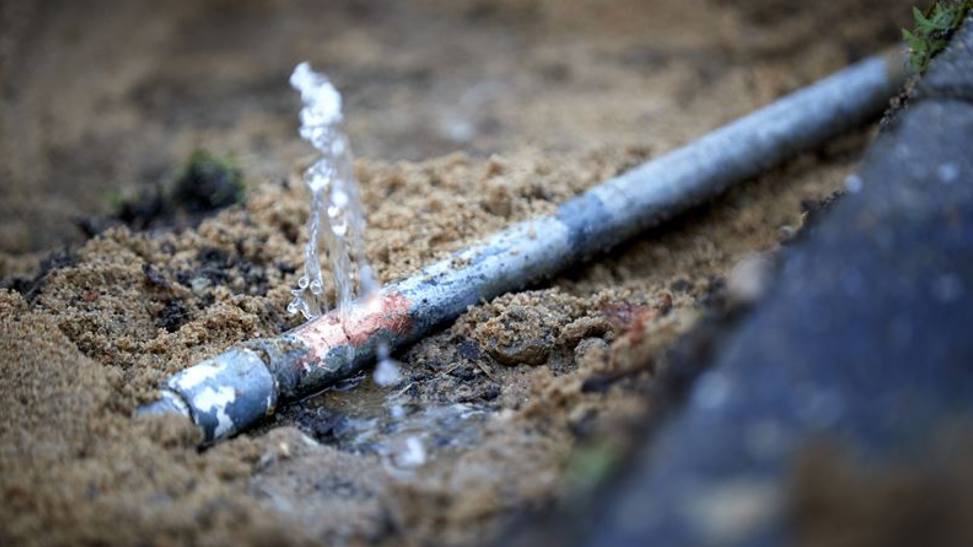 ”Lyssnande” vattenmätare nytt vapen mot kommunernas vattenförluster